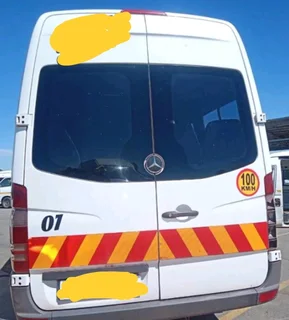 Mercedes-Benz Sprinter Breaking Down for Parts