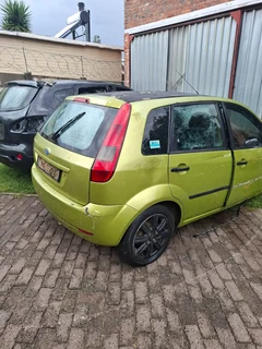 Stripping 2005 Ford Fiesta 1.4 petrol