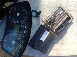 Selling Ford Fiesta lockset 1.4 petrol, 2006 -2008