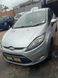 Stripping 2010 Ford Fiesta 1,4 Petrol