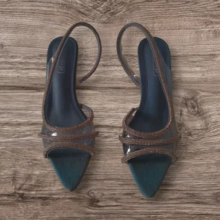 Denim Kitten Heels – Like New, Trendy Y2K Style, Size 4