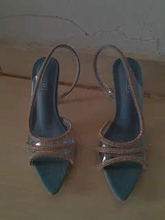 Denim Kitten Heels – Like New, Trendy Y2K Style, Size 4