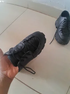 H&amp;M Genuine Leather Loafers – Classic Black Slip-Ons, Hardly Worn