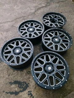 20 Inch Mags For Amarok With 6 Holes