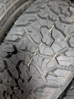 265/60/18 CATCHFORS BAKKIES TYRES X5