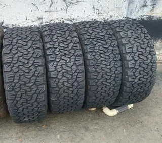 275/55/20 BFGoodrich All-Terrain KO2 Set Tyres