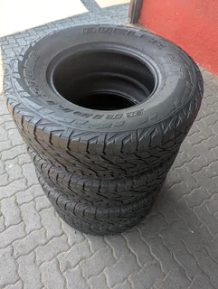 265/70/16 BRIDGESTONE DUELER AT TIRES