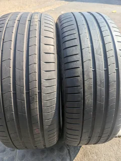 275/50/20 Runflat Pirelli P Zero Tyres