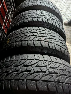 265/65/17 Bridgestone Dueler At Set Tyres
