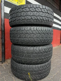 265/65 R17 HANKOOK DYNAPRO AT2 SET TYRES