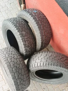 265/65 R17 PIRELLI SCORPION ALL-TERRAIN SET TYRES