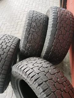 265/65 R17 PIRELLI SCORPION ALL-TERRAIN SET TYRES