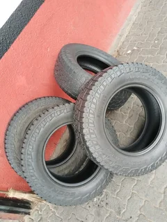 265/65 R17 PIRELLI SCORPION ALL-TERRAIN SET TYRES