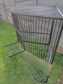 Corner bird cage