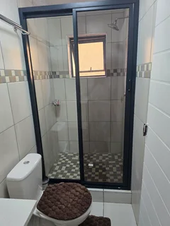 Flatlet - Ad posted by Gina Mwamba