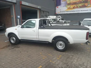 2018 Nissan NP300 Hardbody 4X4 Single Cab (accident free)