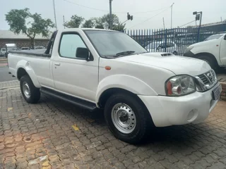 2018 Nissan NP300 Hardbody 4X4 Single Cab (accident free)