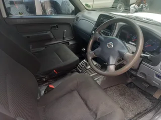 2018 Nissan NP300 Hardbody 4X4 Single Cab (accident free)