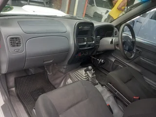 2018 Nissan NP300 Hardbody 4X4 Single Cab (accident free)