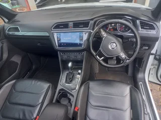 2017 Volkswagen Tiguan SUV 2.0TDI 4Motion R-Line