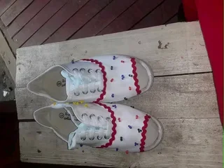 Traditional shoes