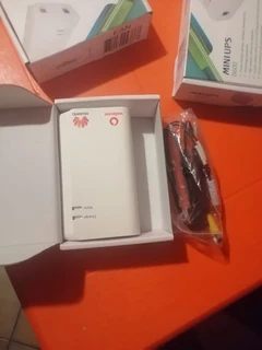 Mini UPS