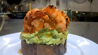 Very high skilled chef in 4-5start lodges available,