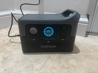Eco mode portable power station