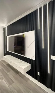 EXPERIENCED,  COMPETENT, PROFESSIONAL AND SKILLED CARPENTER.