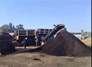 Compost, topsoil and Lawn dressing