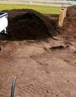 Compost, topsoil and Lawn dressing