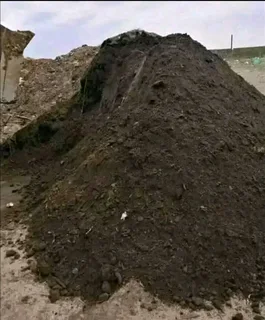 Compost, topsoil and Lawn dressing