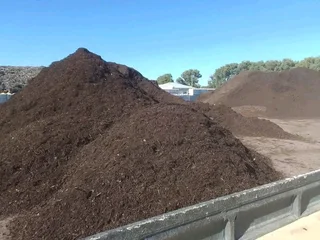 Compost, topsoil and Lawn dressing