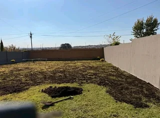 Compost, topsoil and Lawn dressing