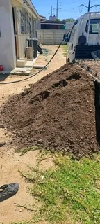 Compost, topsoil and Lawn dressing