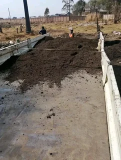 Compost, topsoil and Lawn dressing