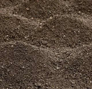 Compost, topsoil and Lawn dressing