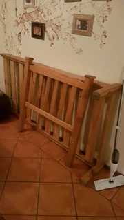 Pine bed
