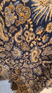 Winter shawl!! Vintage style!! Delivery only