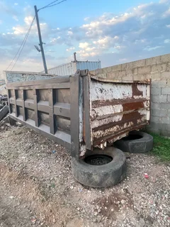 Tipper bin 10cube R45000