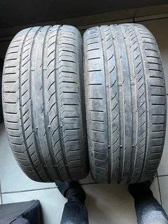 2x 225 40 19 Continental run flat tires with great treads available