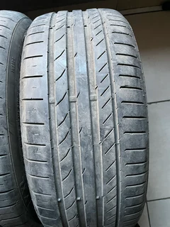 2x 225 40 19 Continental run flat tires with great treads available
