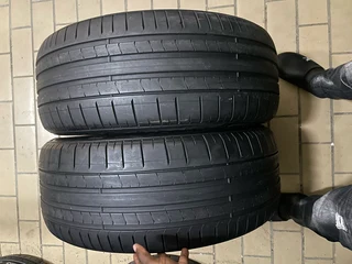 2x 235 50 19 Pirelli normal tyres with good treads available for sale