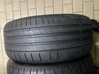 2x 235 50 19 Pirelli normal tyres with good treads available for sale