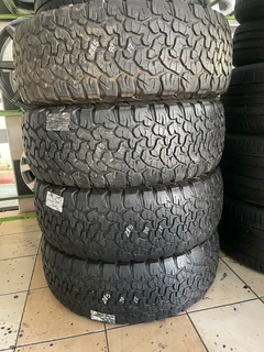 A clean set of 285 70 17 bf Goodrich ko2 tyres available for sale
