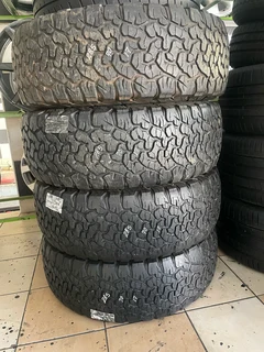 A clean set of 285 70 17 bf Goodrich ko2 tyres available for sale