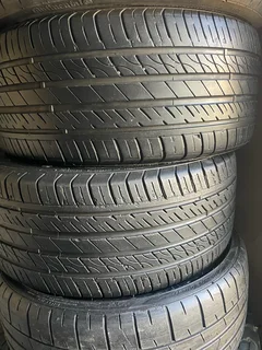 2x 245 40 18 normal tyres with good treads available