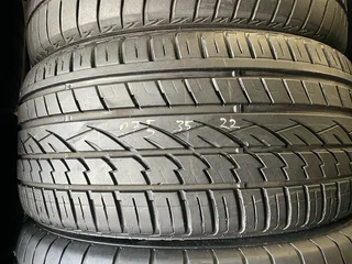 1x 275 35 22 continental tyre with very good treads available for sale