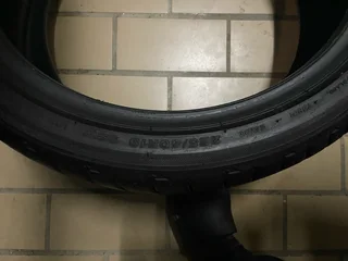 2x 225 40 19 Bridgestone normal tires with 95% treads available for sale