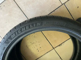 2x 285 30 20 Michelin pilot sport 4s with 98% treads available for sale